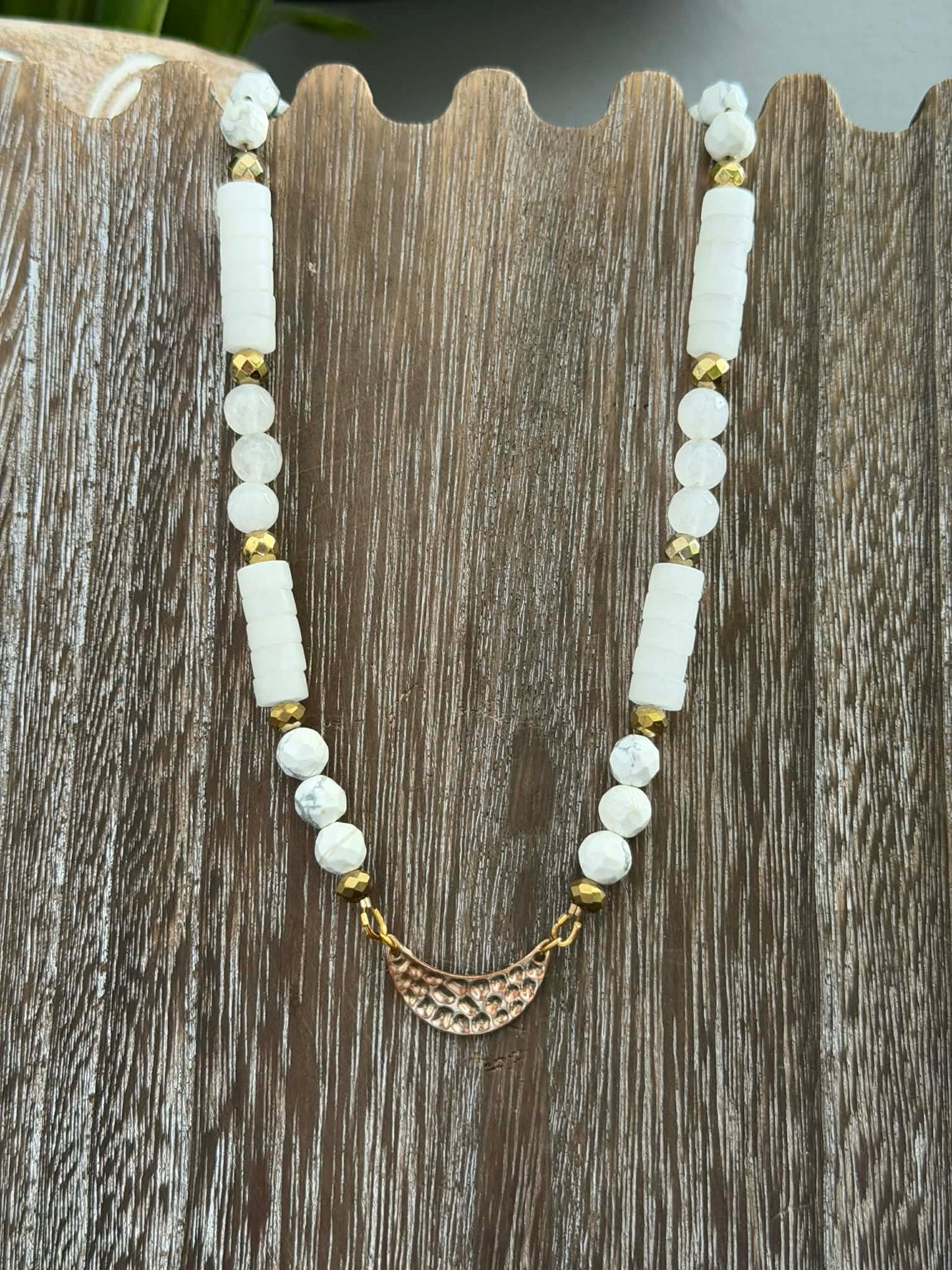 HOWLITE AT THE MOON NECKLACE