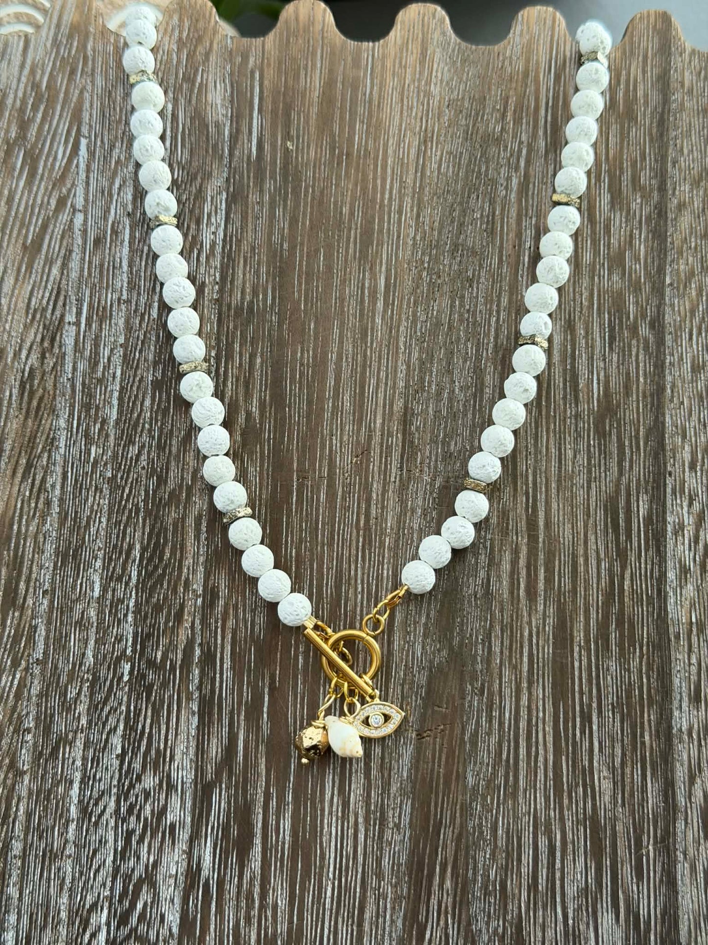 GALATEA NECKLACE