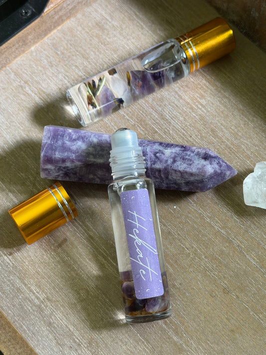 HEKATE'S VEIL: SPIRITUAL CONNECTION RITUAL OIL (ROLLER BOTTLE)
