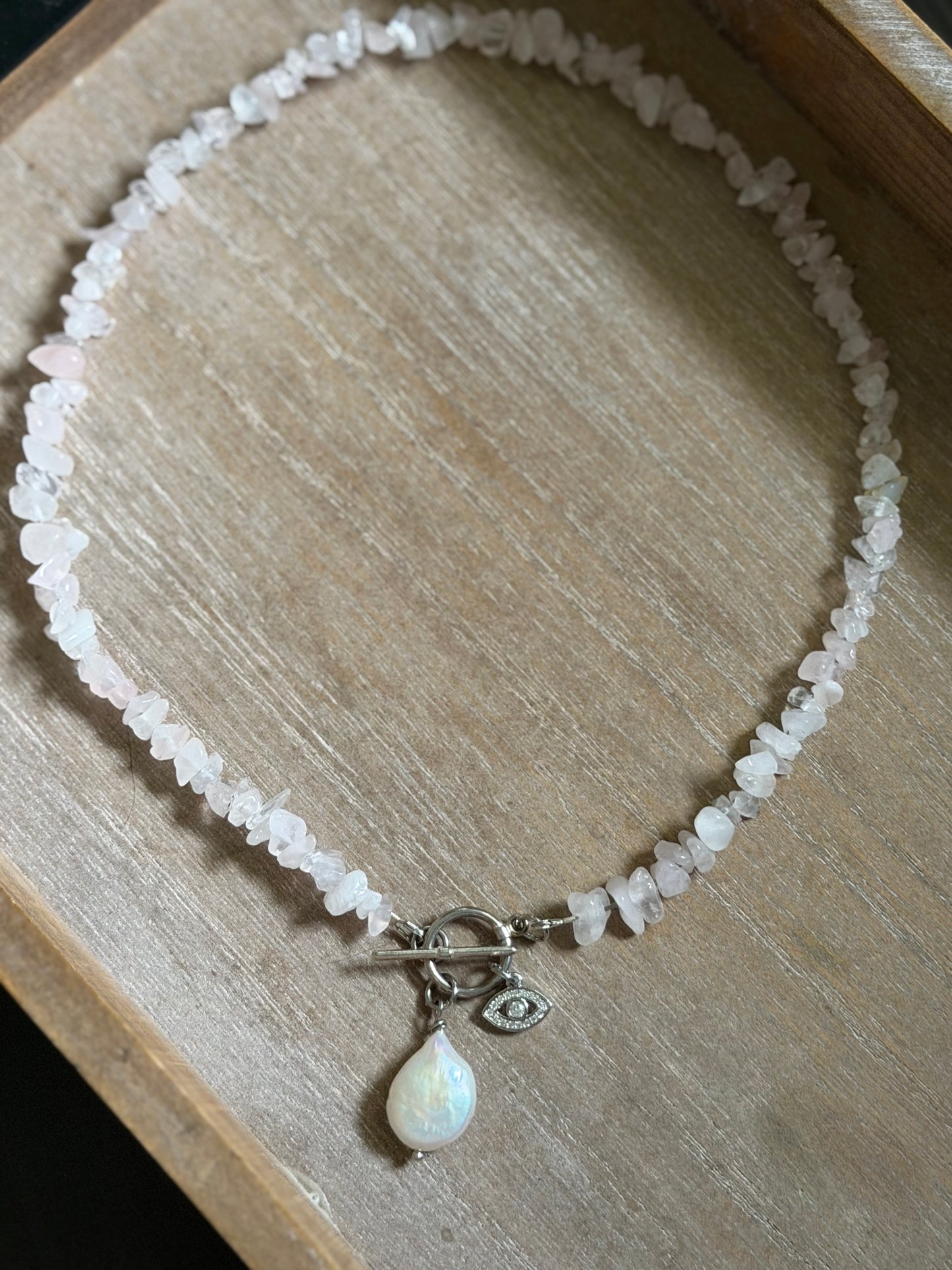 APHRODITE'S BLUSH NECKLACE