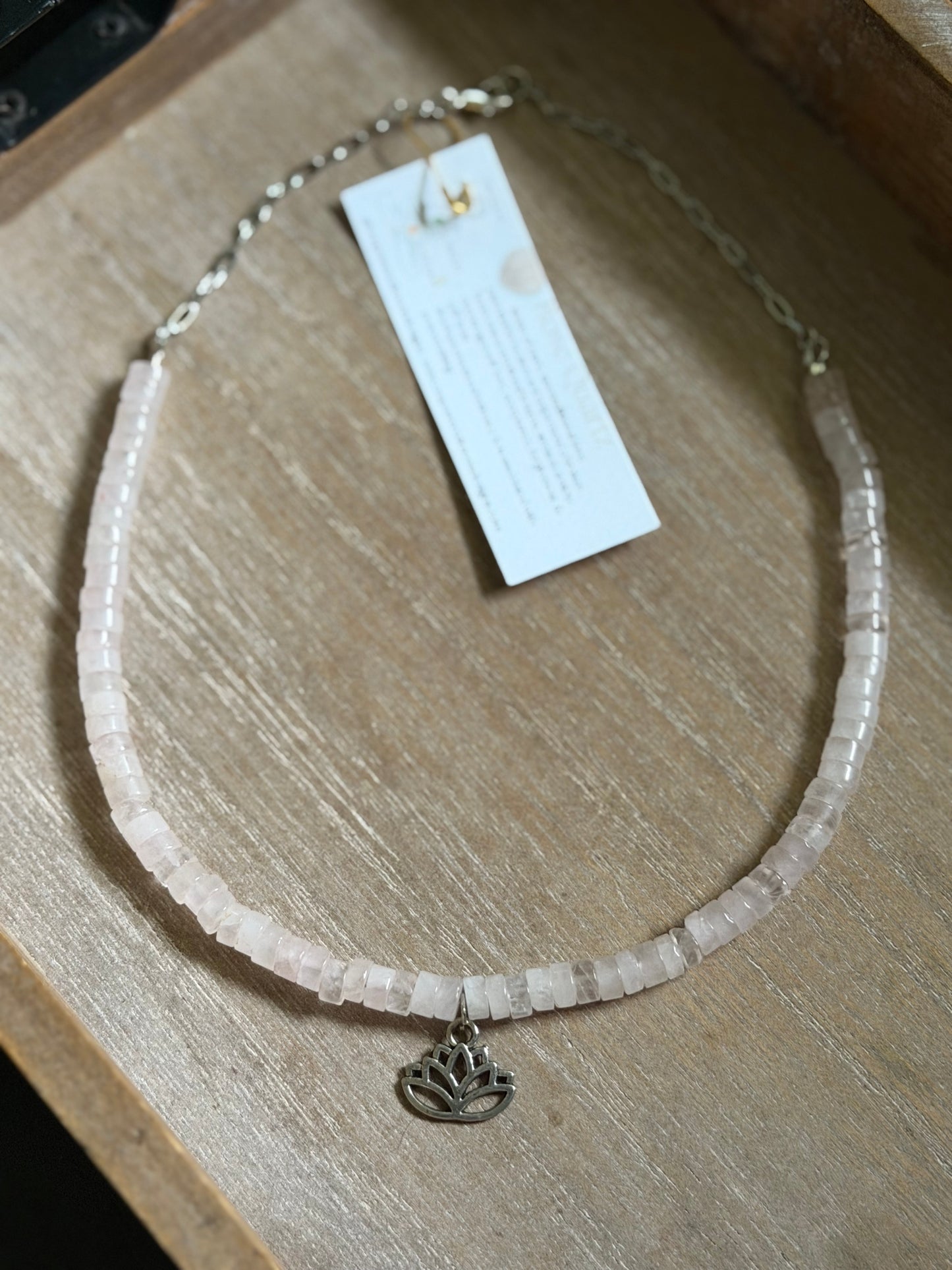 BLOOMING LOTUS ROSE QUARTZ NECKLACE