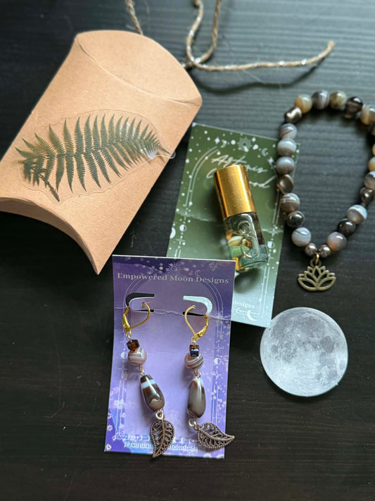 MYSTERY GIFT BOXES