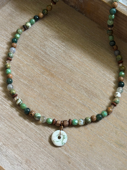 QUEEN OF PENTACLES NECKLACE