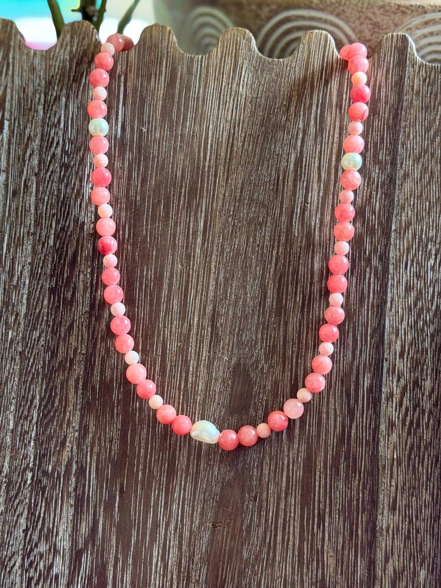 CHERRY QUARTZ & FRESHWATER PEARL NECKLACE