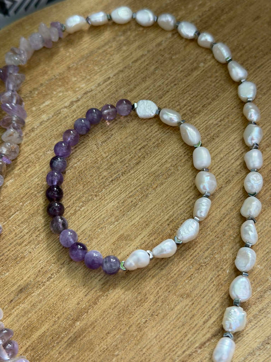 AMETHYST & FRESHWATER PEARL BRACELET